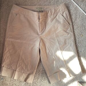 Banana Republic Women's Beige Bermudas